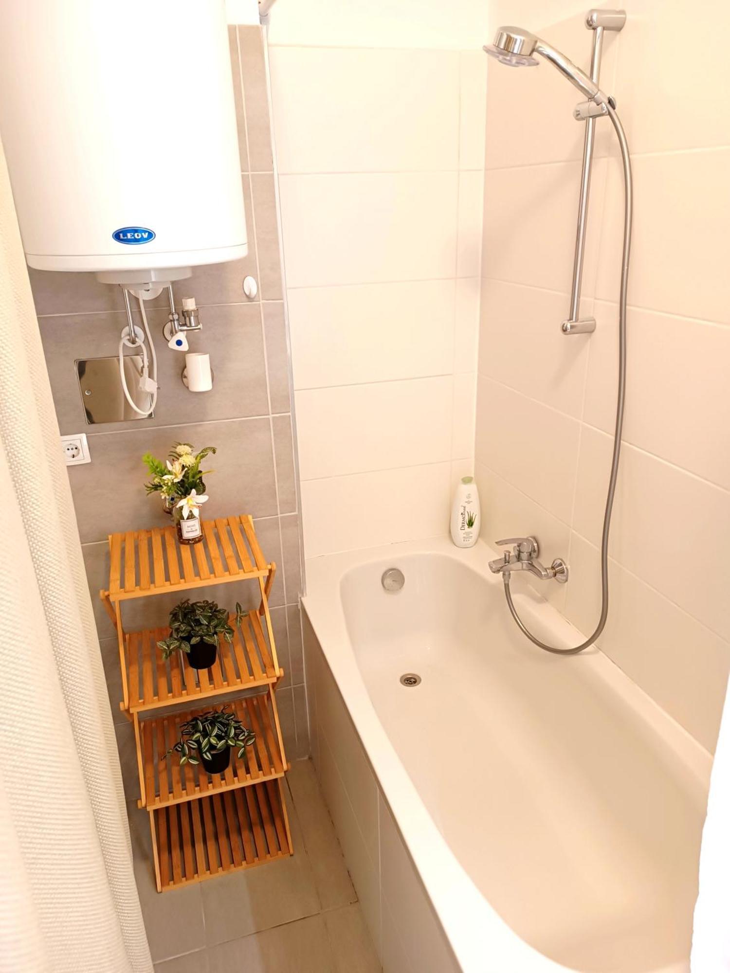 Family Apartments 2 Room'S Muerzzuschlag Zewnętrze zdjęcie